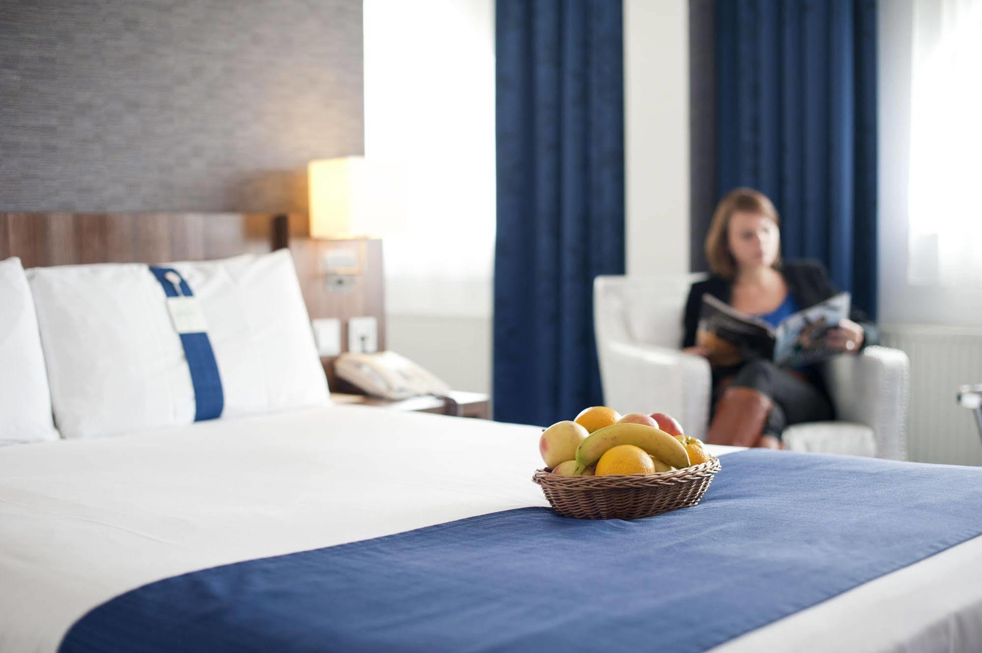 Hotel Port Of Moerdijk Eksteriør bilde
